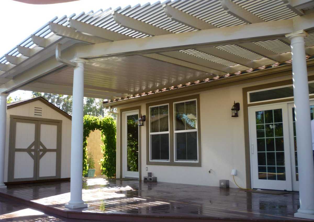 Combination lattice and solid aluminum patio cover in Sacramento