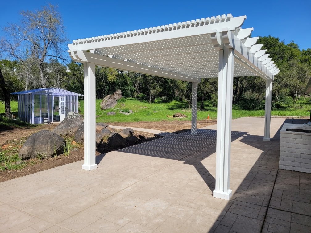 Transform Your Backyard with a Lattice Cover