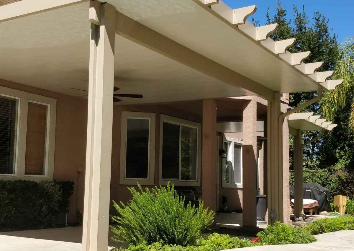 Enhance Your Fall in Sacramento with a Solid Aluminum Patio Cover