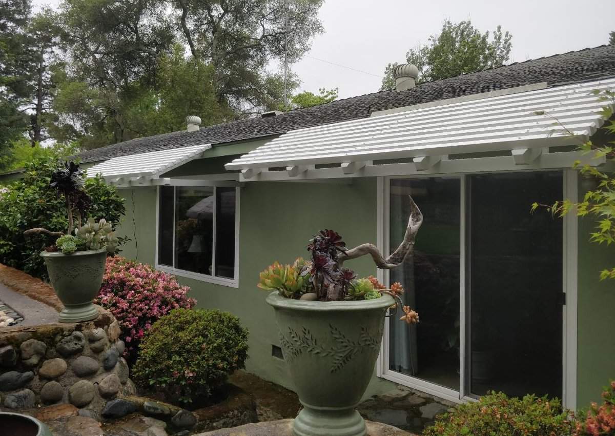 How Awnings Can Transform Your Outdoor Space